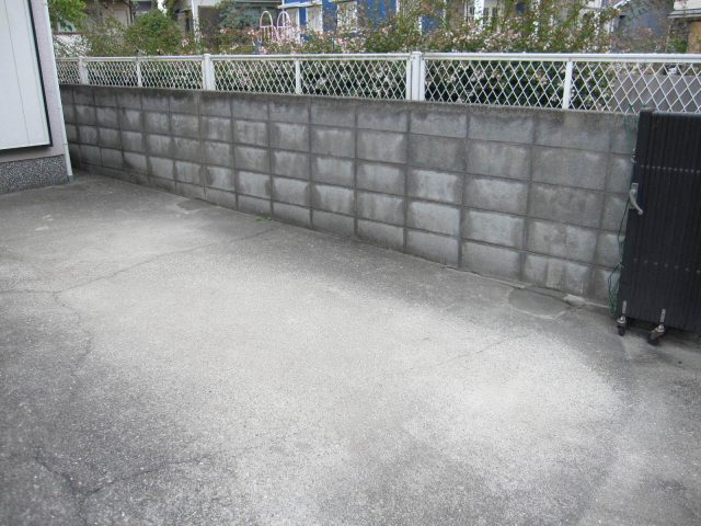 播磨町でカーポート撤去して広くなった駐車場